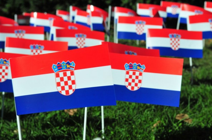 Čestitamo Vam Dan pobjede i domovinske zahvalnosti i Dan hrvatskih branitelja