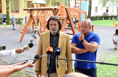 Čehok na obnovljenom dječjem igralištu u Habdelićevoj ulici: U tri godine obnovili smo sva igrališta