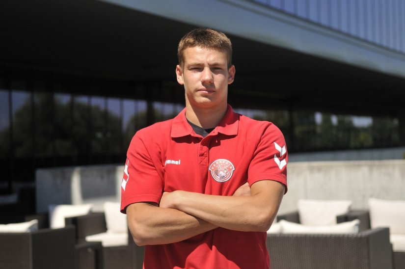 Srednji vanjski igrač Dabrova Tin Šestak postigao je pet golova na sinoćnjem susretu u Vidovcu