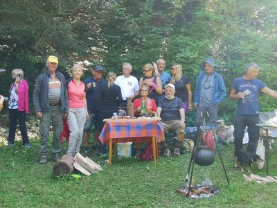 RAVNA GORA 14 ekipa se natjecalo u pripremi planinarskog graha