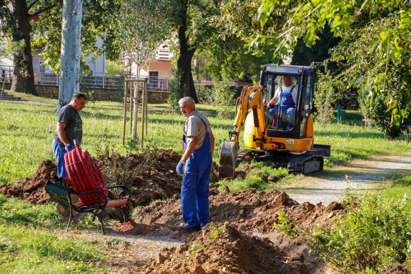 Ivančani s odobrenjem dočekali početak radova na cjelovitom uređenju centralnog gradskog parka