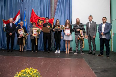 FOTO: Na svečanoj sjednici dodijeljena javna priznanja Općine Sračinec