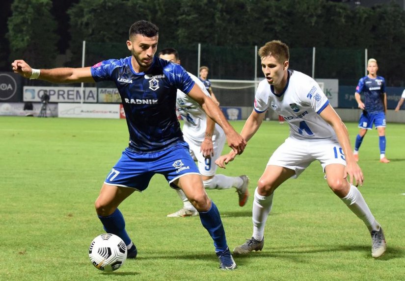 KRAJ Hajduk pobijedio 2:0 protiv Varaždina, Jorgo Pellumbi pocrvenio u 15. minuti