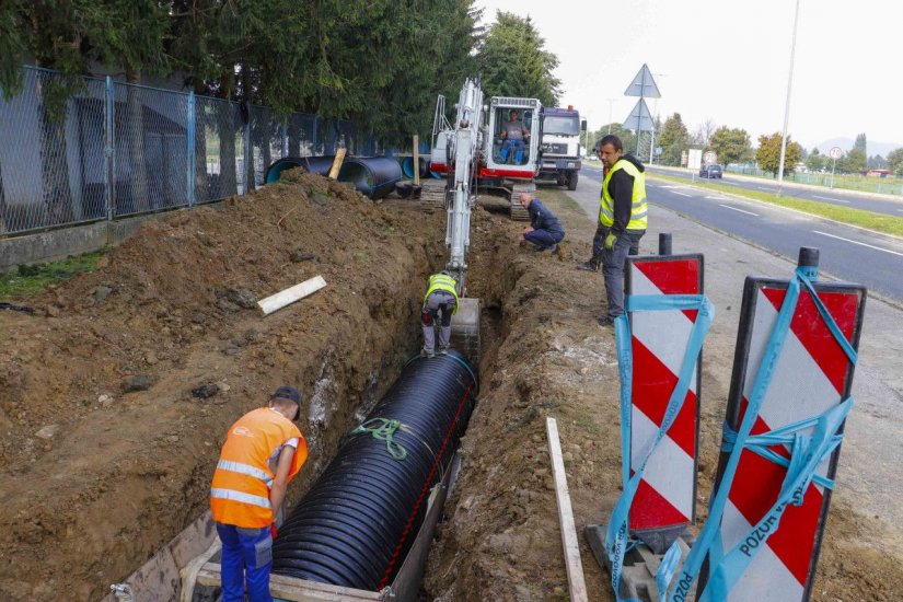 Ivanec: Dograđena sekundarna oborinska odvodnja u Ulici I. G. Kovačića