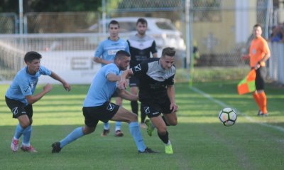 Momčad Bednje (crni dres) prva je izborila polufinale Kupa ŽNS-a pobjedom u Turčinu nad Dubravkom Zagorac