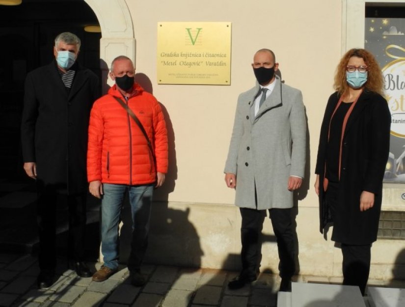 Postavljanjem ploče obilježen završetak radova na novoj knjižnici