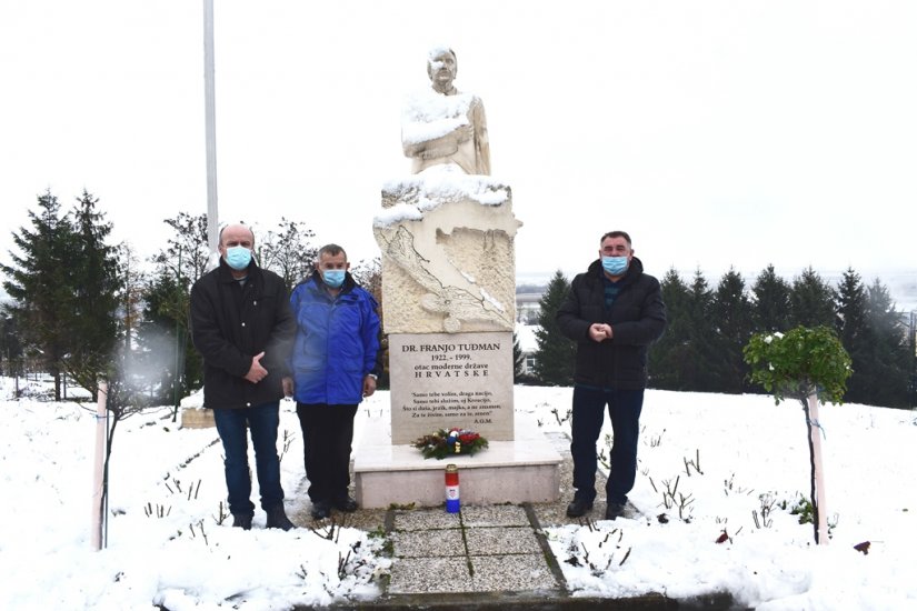 Vinica: Obilježena 21. godišnjica smrti prvog predsjednika RH-a Franje Tuđmana