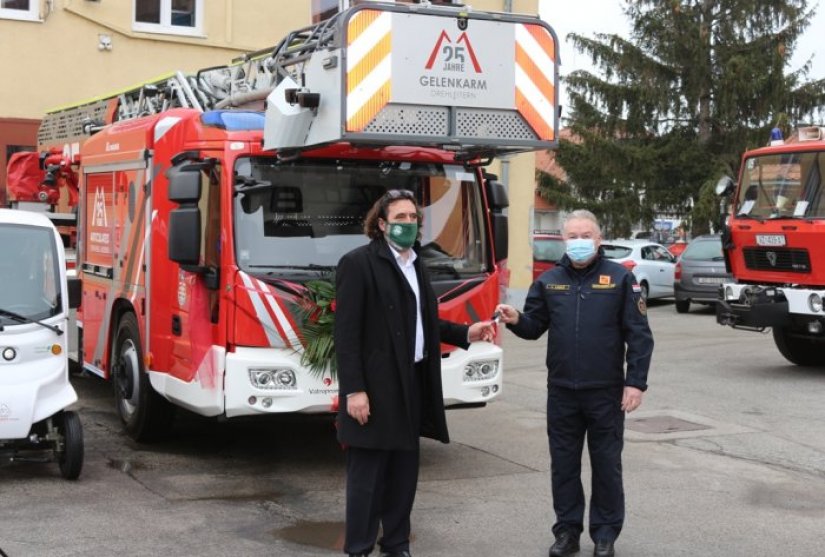 VIDEO Grad Varaždin: JVP Varaždin dobio nove ljestve za varaždinske vatrogasce