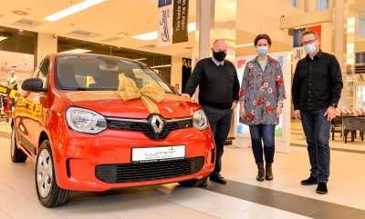Dobitnik Renault Twinga preuzeo ključeve u centru Lumini