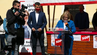 Barbara Antolić Vupora i kandidati na županijskoj listi SDP-a potpisali Etički kodeks