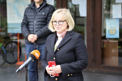 Barbara Antolić Vupora predala potpise: S potpisima sam skupila i pozitivnu energiju građana