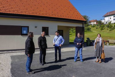 U ivanečkim mjesnim odborima izvedene fasade na četiri novosagrađena društvena doma