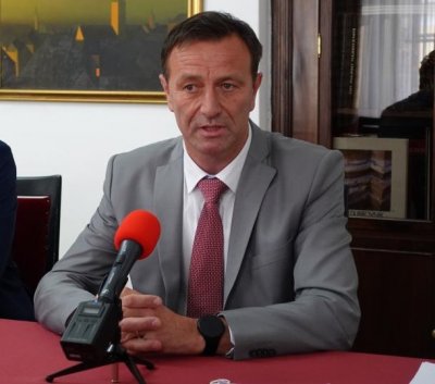 Reagiranje gradonačelnika Nevena Bosilja: Čehok mi ne da mira, optužuje me za svoje propuste