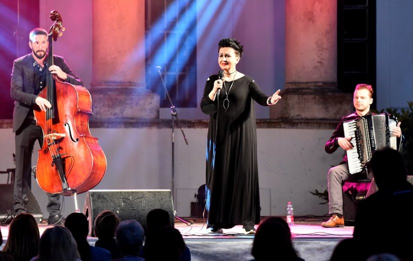 FOTO Koncert Amire Medunjanin kod vile Bedeković ni ovog puta Varaždince nije ostavio ravnodu&scaron;nim