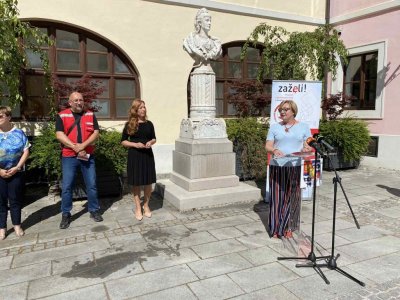 Provedbu projekta &quot;Zaposli-educiraj-Pomozi II&quot; pohvalila zamjenica župana Silvija Zagorec