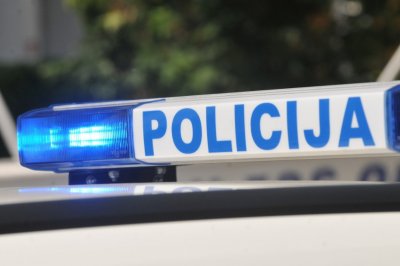 Pet osoba zadobile ozljede na prometnicama u županiji, u Očuri se prevrnuo traktor