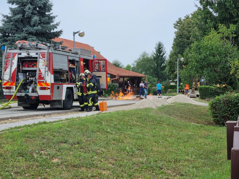 TURČIN Oštećen plinski cjevovod u Kolodvorskoj ulici, mještani bez struje i plina