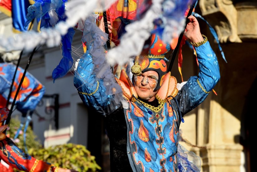 FOTO Prvi dan Špancirfesta u Varaždin privukao brojne šetače, izvođače i zabavljače