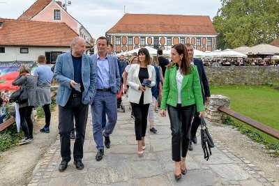 Održan sastanak ministrice Nataše Tramišak s pet župana sjeverne Hrvatske