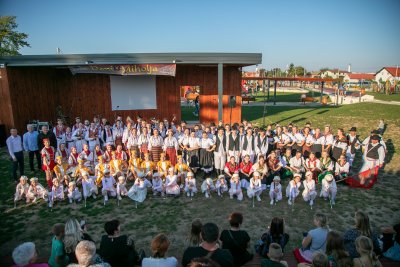 U Sračincu održana smotra folklora: Hrvatska folklorna razglednica