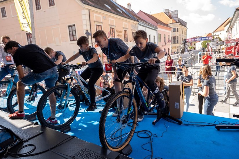 FOTO U Varaždinu održan Kids CRO Race - slavili Karla, Lovro, Hana i Jurica