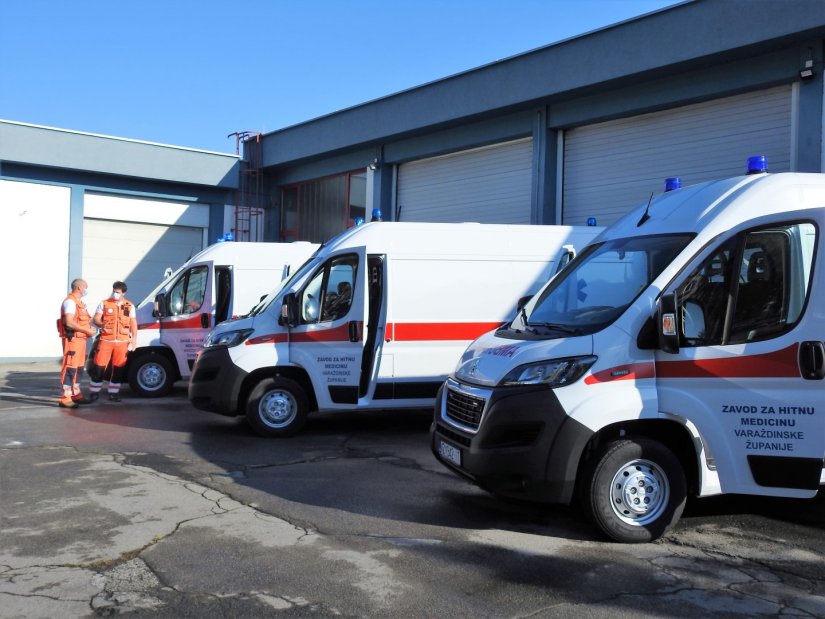 FOTO Nabavljena tri nova vozila: sigurniji prijevoz za 65.000 bolesnika iz Varaždinske županije