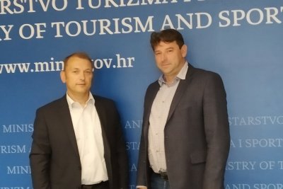 Obrtnička komora županije nastavlja stipendiranjem učenika za ugostiteljsko-turistička zanimanja