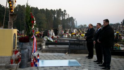 MARUŠEVEC Položeni vijenci povodom blagdana Svih svetih i Dušnog dana