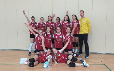 Ekipa ŽOK Ivanec U-13 viceprvakinje Hrvatske u maloj odbojci