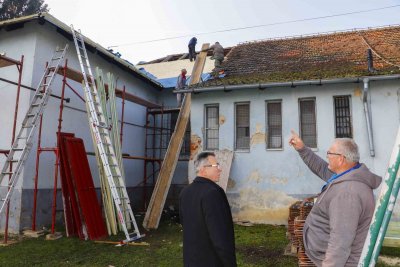 Počela adaptacija stare škole u Salinovcu za potrebe rada udruga