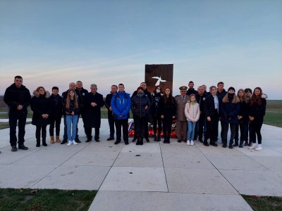 VINICA Mještani posjetili spomen obilježje u Jarmini u znak sjećanja na Mladena Kasuna