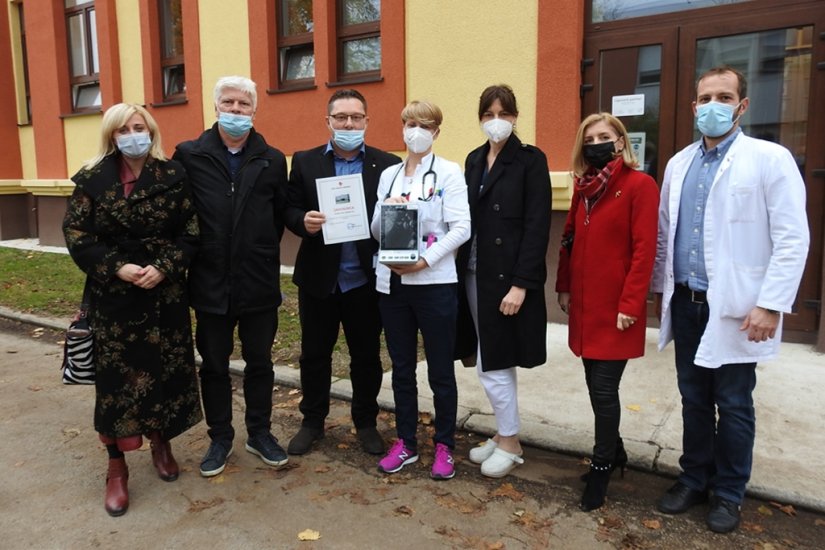 Rotary Club Varaždin Jug Odjelu pedijatrije donirao aparat za praćenje vitalnih funkcija djece