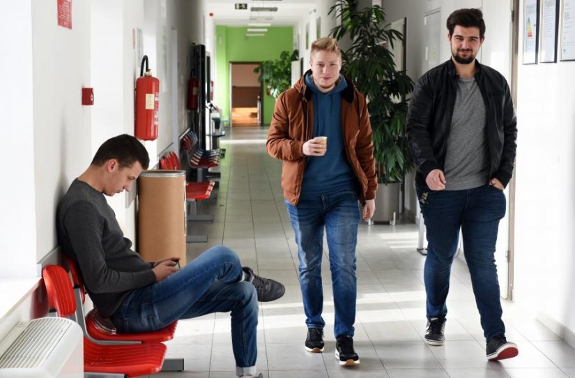 Na varaždinskim fakultetima studenti zasad ne trebaju Covid potvrde, ni negativni test