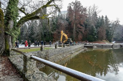Podno dvorca Trakošćan započelo izmuljivanje jezera, projekt od gotovo 15 milijuna kuna