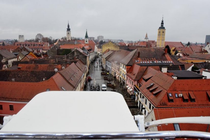 FOTO Od sutra kreće s radom panoramski kotač, pogledajte fotogaleriju s probne vožnje