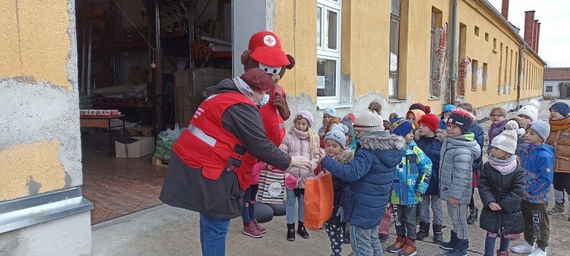 Male „Zvjezdice“ velikog srca prikupile 30 kilograma igračaka za djecu u potrebi