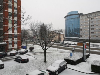 Snijeg zabijelio Varaždin: Uživajte u zimskoj idili, ali pazite na cestama