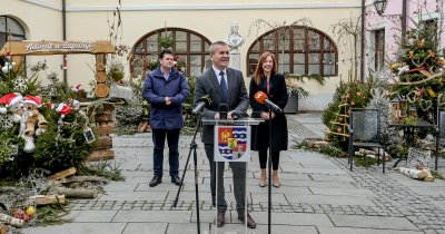 Župan Anđelko Stričak održao prijam za medije u atriju Županijske palače
