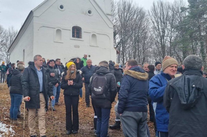 FOTO Tradicionalni susret na Ravnoj gori na blagdan Sveta tri kralja, stigao i župan Stričak