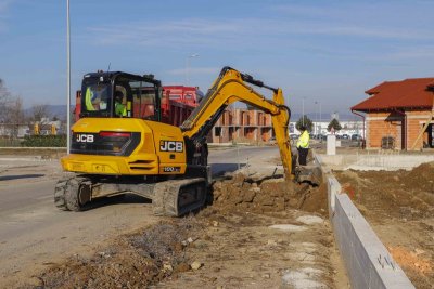 IVANEC Preradovićeva ulica proširuje se na 6 metara, priprema se teren za gradnju nogostupa