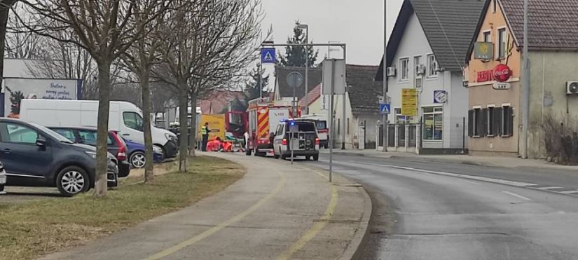 Teška prometna nesreća u Varaždinu: kombi naletio na pješakinju