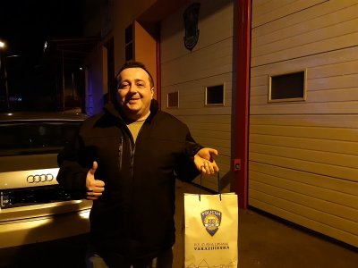 Goran Božak Spajsy nagrađen poklonom PU varaždinske za sigurnu vožnju