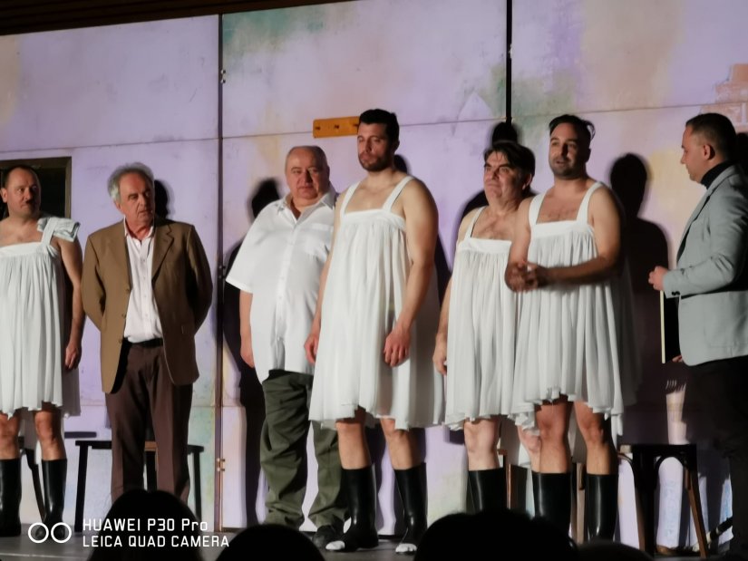 Kerekesh Teatar pro&scaron;log vikenda do suza nasmijao Maru&scaron;evčane