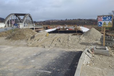 Izgradnja novog mosta u Tuhovcu u punom je jeku, sve gotovo do kraja travnja
