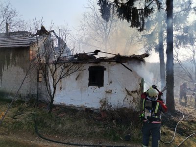 U Vinogradima Ludbreškim izbio požar na vikendici