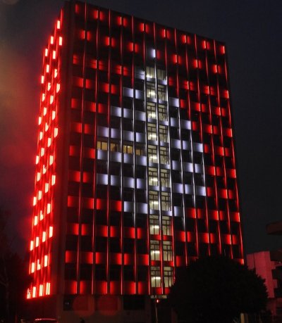 Osvjetljavanjem Vodotornja bordo bojom Županija podržala kampanju podizanja svijesti o multiplom mijelomu