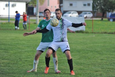 FOTO Nova Ves slavila u derbiju začelja, Razvitak preuzeo vodstvo na tablici