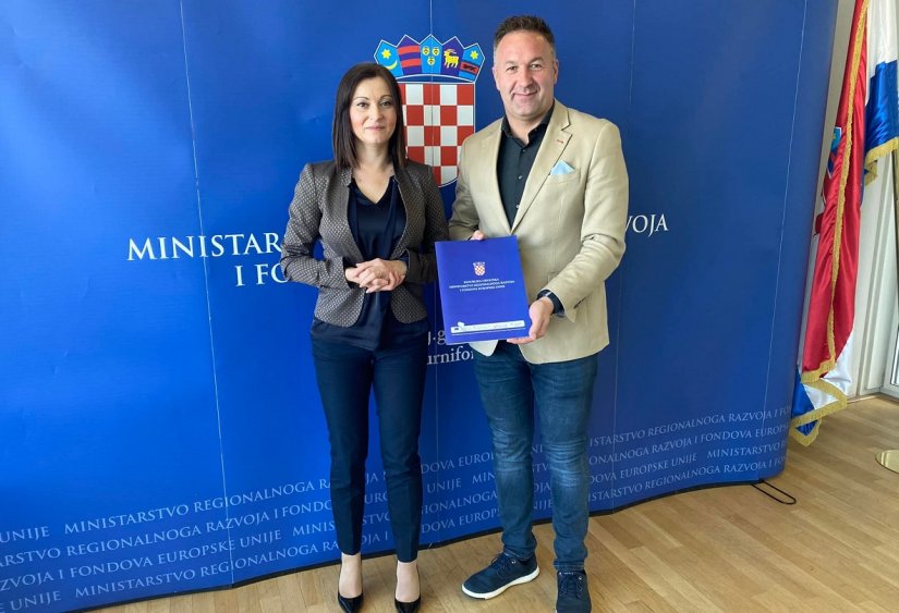 Općini Ljubešćica sredstva Ministarstva regionalnog razvoja i fondova EU za asfaltiranje nerazvrstanih cesta