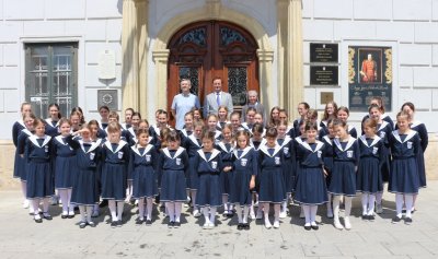 FOTO „Uršuline zvjezdice&quot; na prijemu u varaždinskoj Gradskoj vijećnici