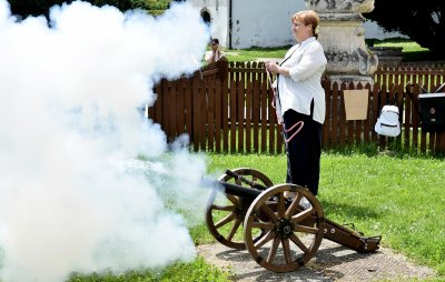 FOTO Uzicu Varaždinskog topa na Starom gradu povukla Renata Pocedulić